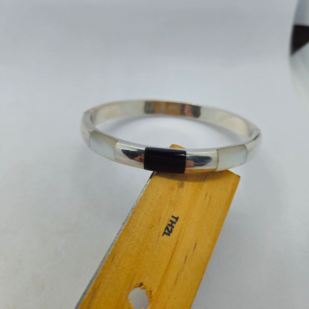 Sterling Silver, Onyx and Mother of Pearl Bangle Hinged Bracelet 925